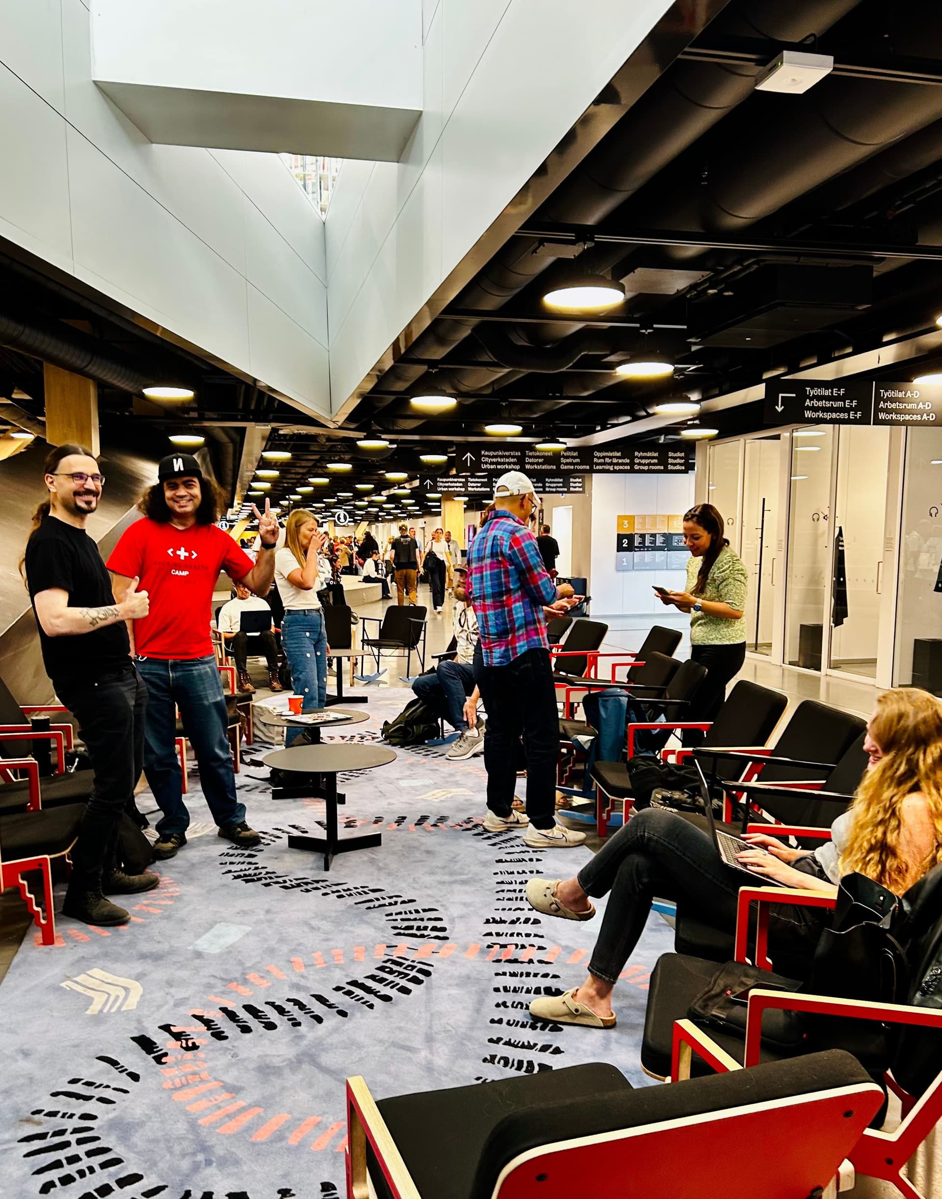 Application assistant UI